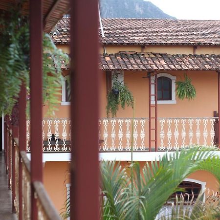 فندق Recanto Das Abelhas - 300 M Do Centro Historico تيرادينتيس المظهر الخارجي الصورة